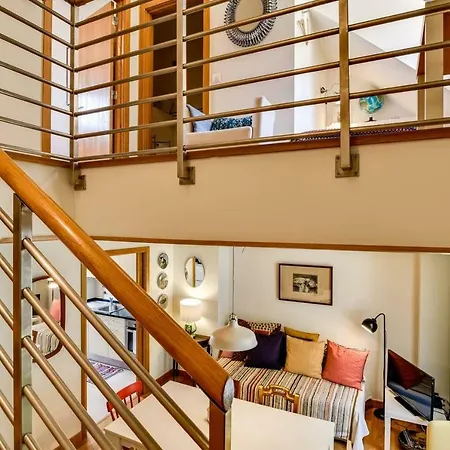Stylish & Cosy 2bed Duplex In Alcantara アパート