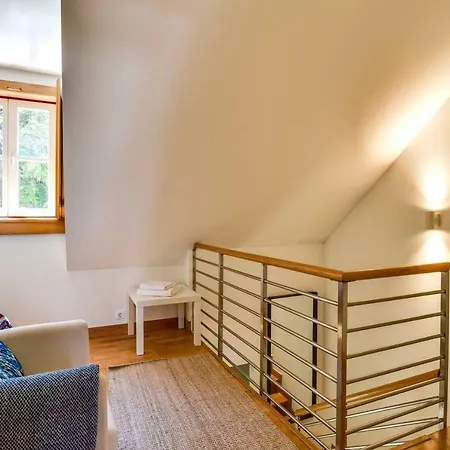 Stylish & Cosy 2bed Duplex In Alcantara Apartment Lisbon
